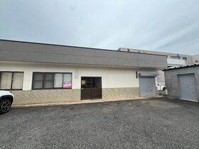 連島町連島テナントの外観