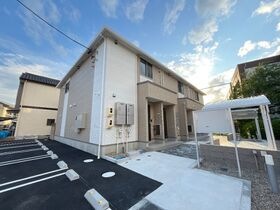青い鳥の外観写真