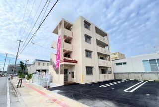 写真:新築】マンション ハイビスカスの外観