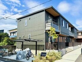 Puro Madera 西市の外観