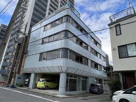サンローズ本町の外観