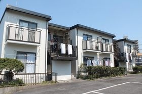 グリーンハイツいまいせの外観