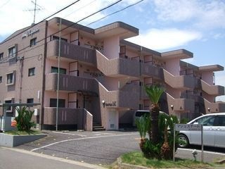 写真:各務原市鵜沼東町6丁目の外観