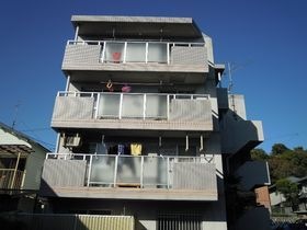 エルアモールの外観
