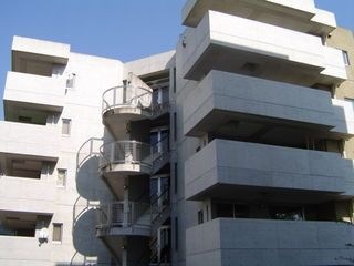 写真:名古屋市昭和区滝川町の外観