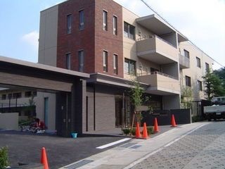 写真:レザンドール東山元町の外観