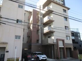 Stage本山の外観