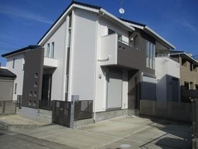 高柳町貸家の外観