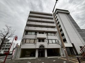 中久ビルの外観
