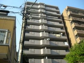 上原マンションの外観