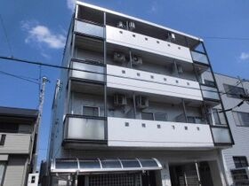 ジュネスホワイトの外観