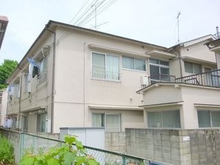 写真:フェリシア市川の外観