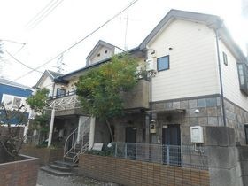 オリーブガーデン市川の外観