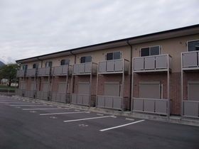 いなべ市大安町石榑東の外観