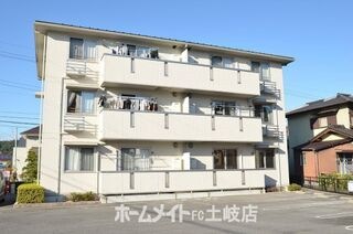 写真：ラフィネ・小田の外観