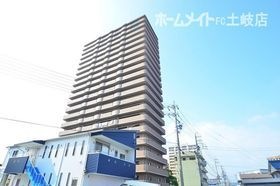 マーブル音羽館の外観