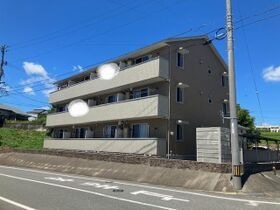 ハイム三条岡 A棟の外観