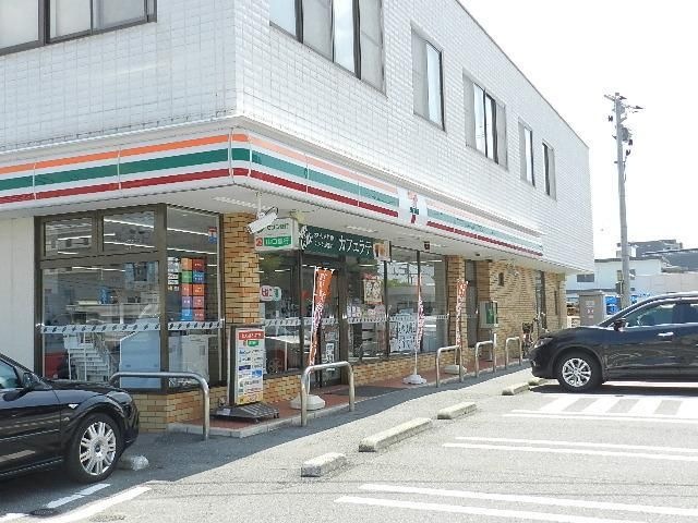 写真:セブンイレブン山口小郡黄金町店