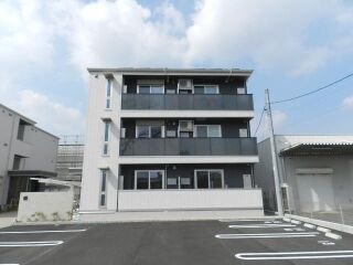 写真:ディアライズ小郡船倉町 E棟の外観