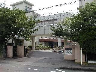 静岡市立長田西中学校