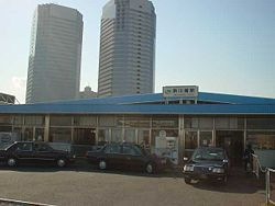 横須賀線新川崎駅
