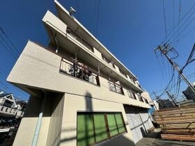 第二丸八ビルの外観