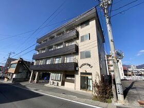 小諸市赤坂１丁目の外観