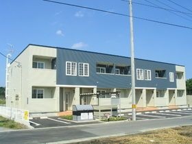 八戸市大字市川町字橋向の外観