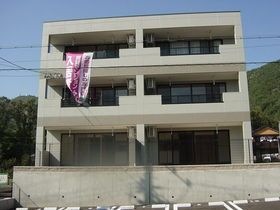 フォレストヴィラ長良の外観