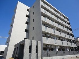 Ｅａｓｔ　Ｃｏｕｒｔ　Ｓaｑｋｕｒａｂａｓｈｉの外観