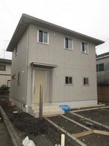 久居西鷹跡町貸家 Aの外観