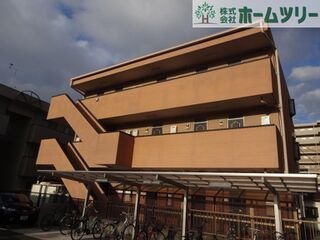 写真：ハイツ２１の外観