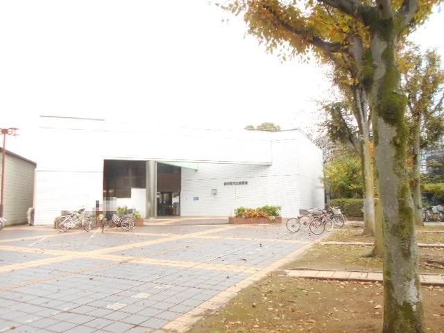 春日部市立中央図書館