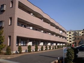 アリストクラット春日部の外観