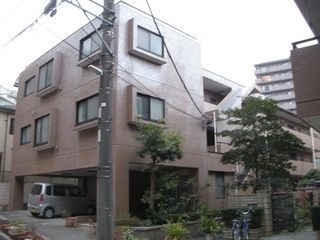 写真:川崎市高津区久本1丁目の外観