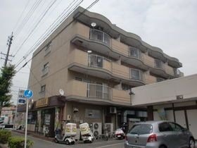 油屋ハイツ中野の外観