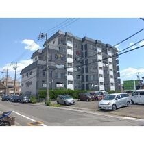 コーニッシュ西中島の外観