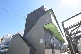レジアス高畑の外観