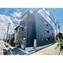 LE COCON東中島町の外観