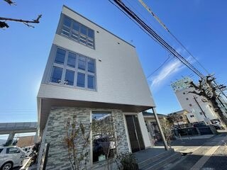 写真:グランサンク天神の外観