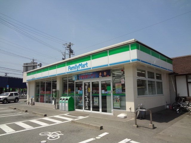 ファミリーマート松阪久保店