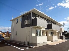 クレマチス C棟の外観