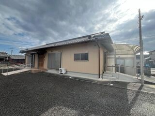 写真:松阪市塚本町の外観