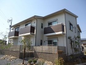 フォレストメゾン楠A棟の外観