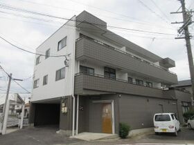 センチュリーコウワの外観