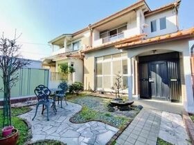 　中野町二丁目戸建の外観