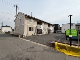 ドミール宮西の外観