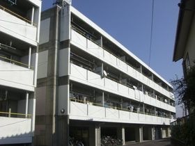 上野ハイツの外観