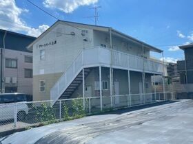 グリーンパーク上坂の外観