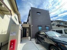 フォルテッツア城南の外観